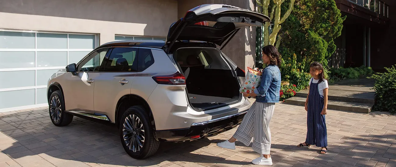Nissan Rogue cargo space