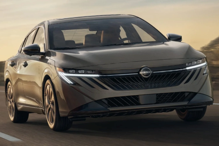 Compare 2027 Nissan Sentra Trims