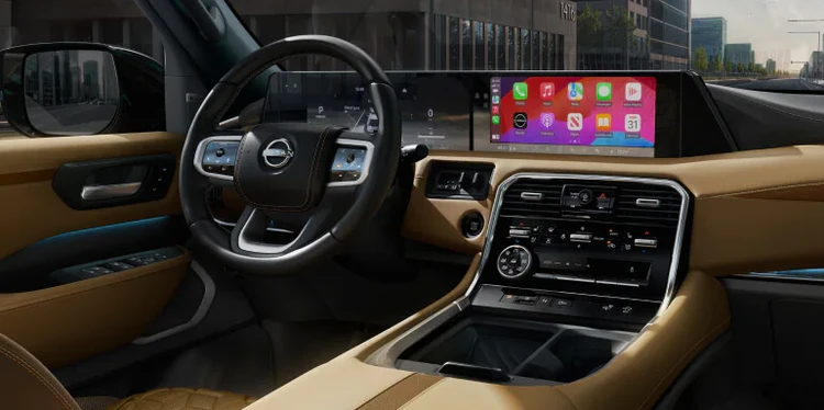Dual 14.3-inch Widescreen Displays and Head-Up Display