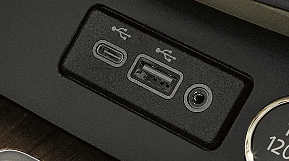 USB-A And USB-C Ports