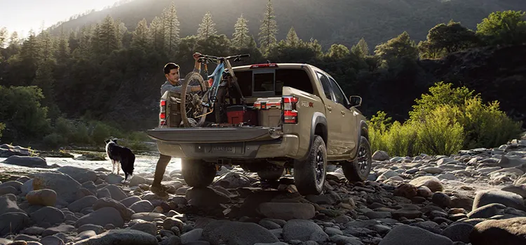 Frontier at river