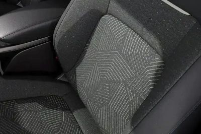 New 2026 Nissan Leaf - Gallery photo 8