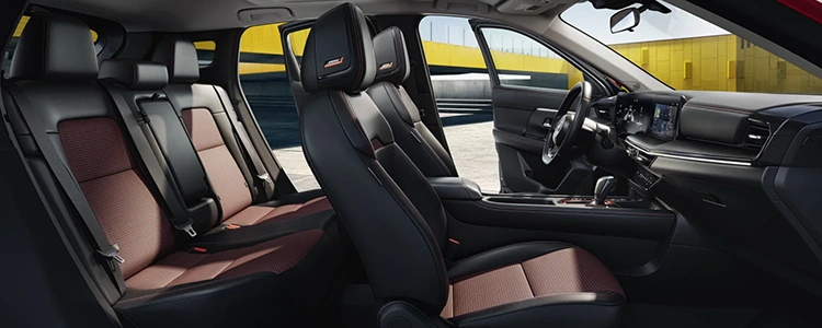 2025 Nissan Kicks - Versatile interior space