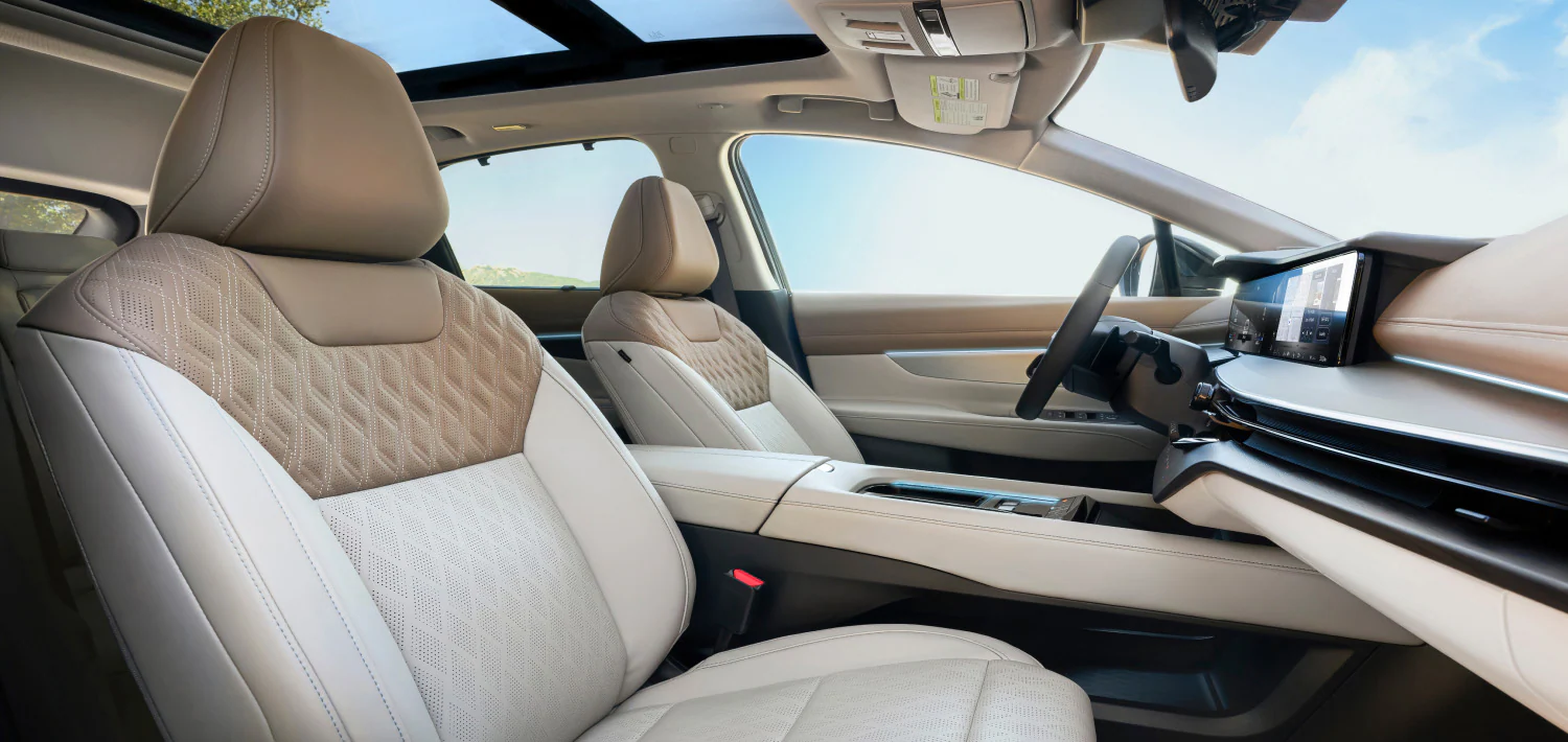 2025 Nissan Murano front seats and dash with tan interior