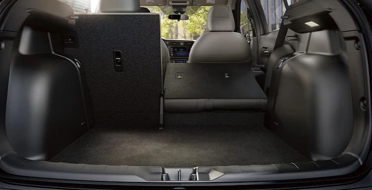 60/40-Split Rear Seats