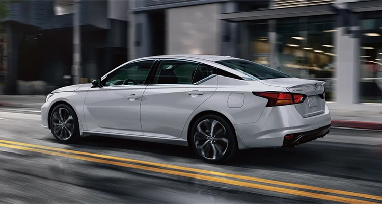 Up to 27 MPG City & 39 MPG Highway