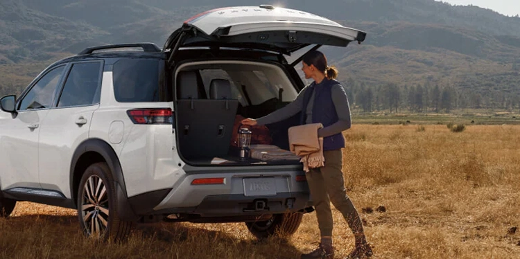 Motion Activated Liftgate