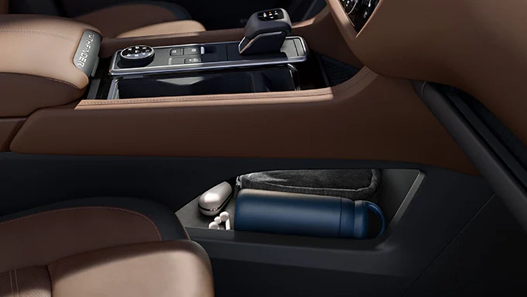 Pass-through Console