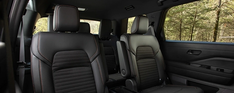 2025 Nissan Pathfinder® Black Interior
