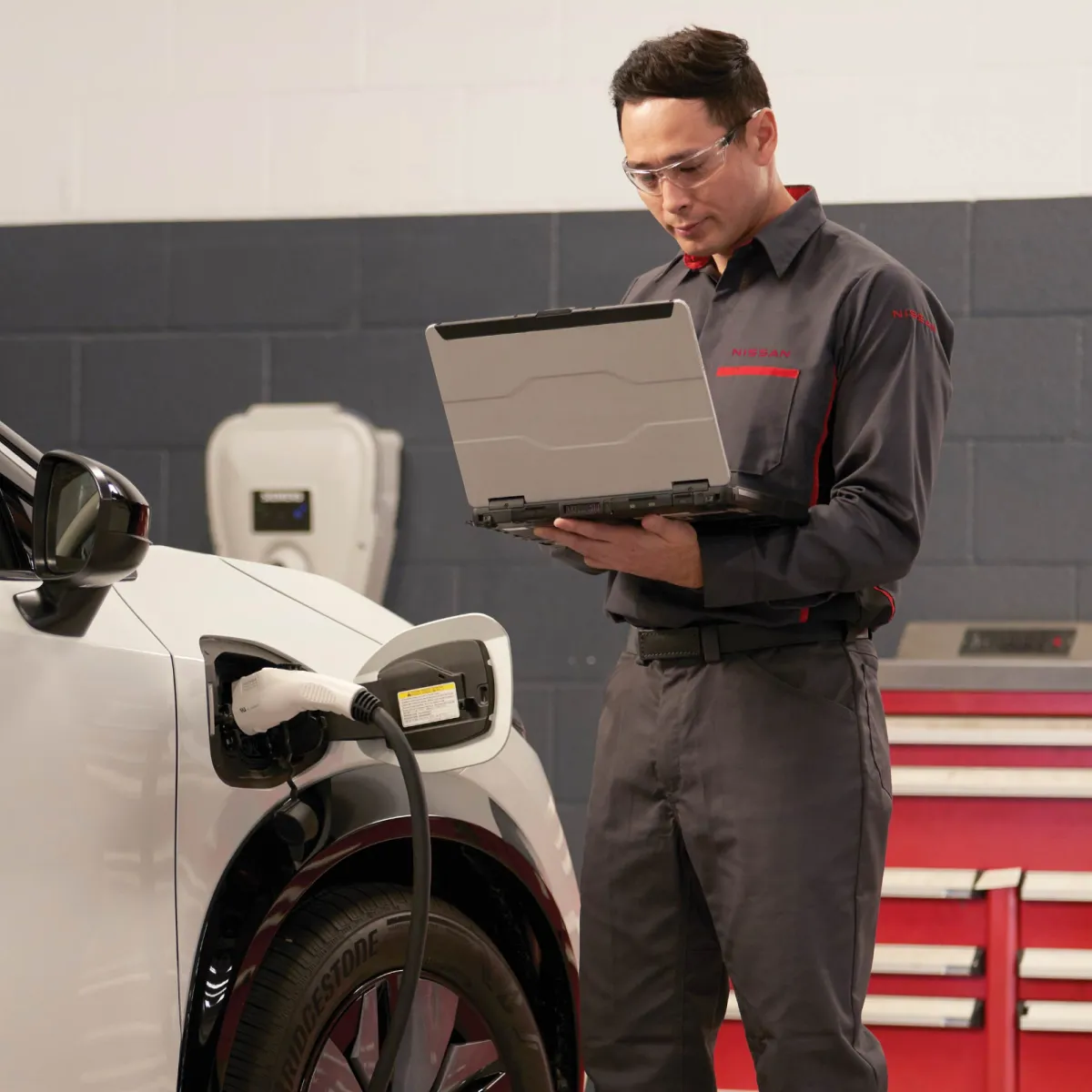 Why Service Your Nissan at Puente Hills Nissan Near West Covina, CA?