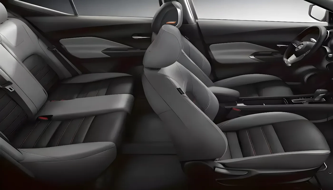 Kicks five-seat interior